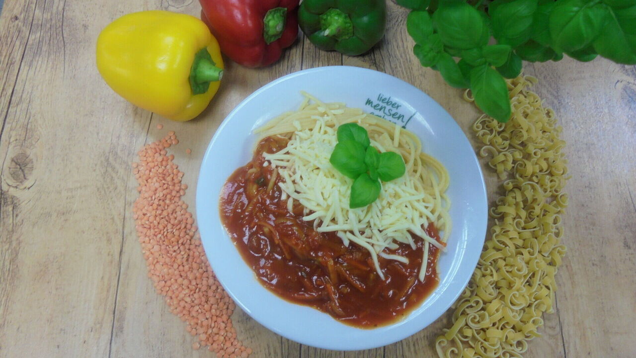 Spaghetti (A, A1) mit Tomatensoße (I)